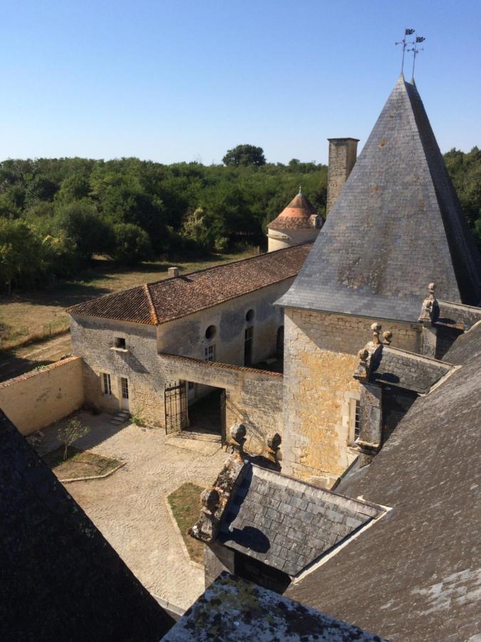 Chateau De Bois Charmant Les Nouillers Экстерьер фото