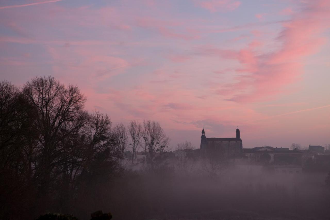 Chateau De Bois Charmant Les Nouillers Экстерьер фото