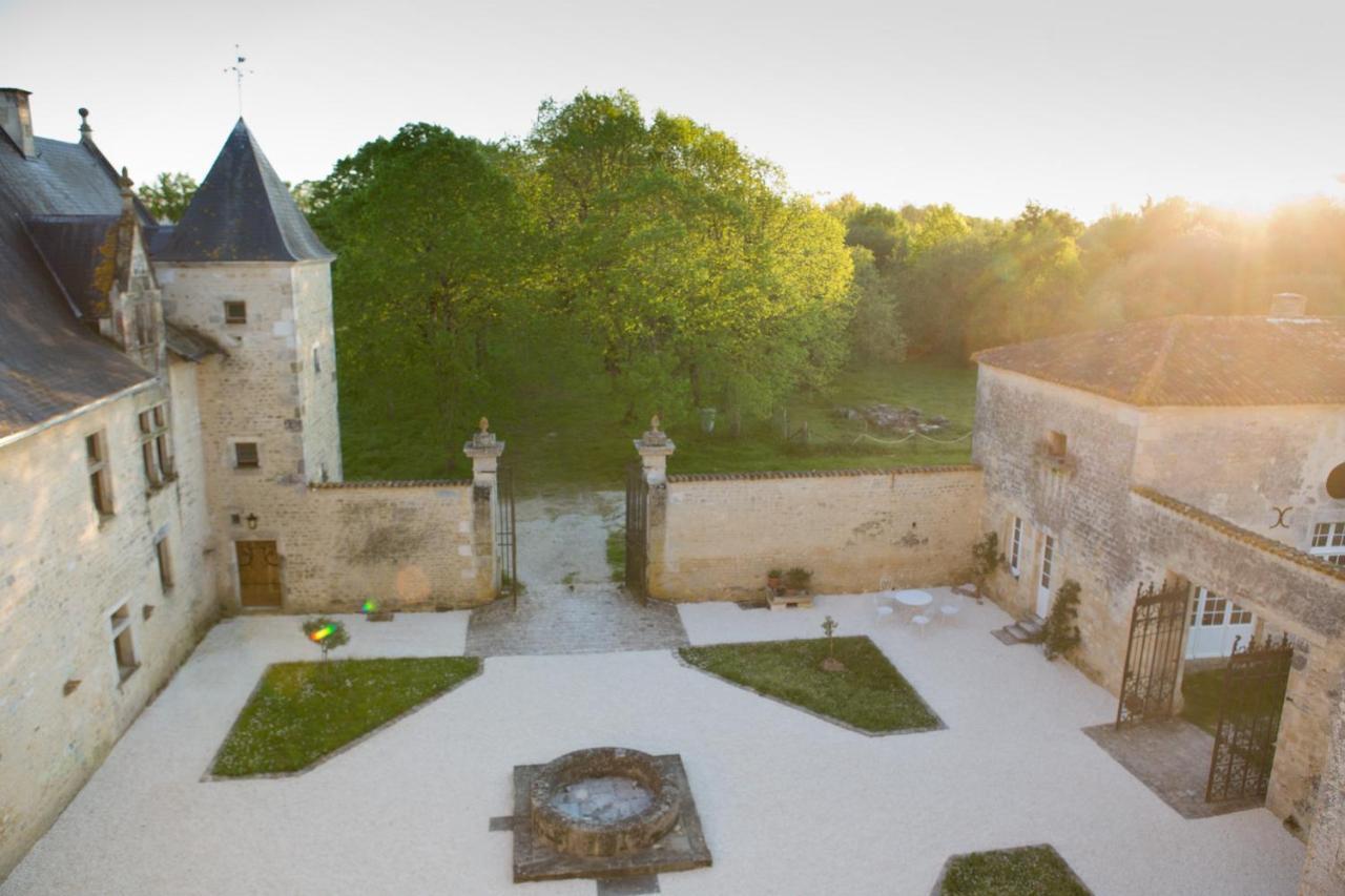 Chateau De Bois Charmant Les Nouillers Экстерьер фото